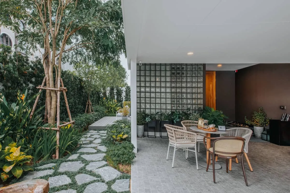 ค้นพบชีวิตที่สุขสมดุล บนถนนเลียบด่วนรามอินทรา