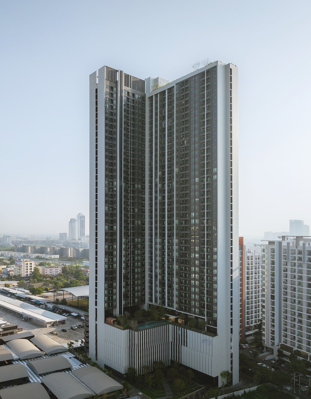 Nue Noble Srinakarin - Lasalle